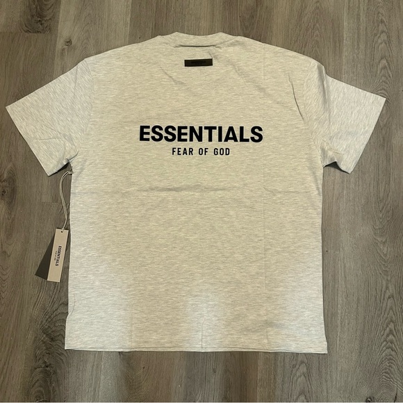 FEAR OF GOD ESSENTIALS SS22 Season Light Oatmeal M - Picture 9 of 15